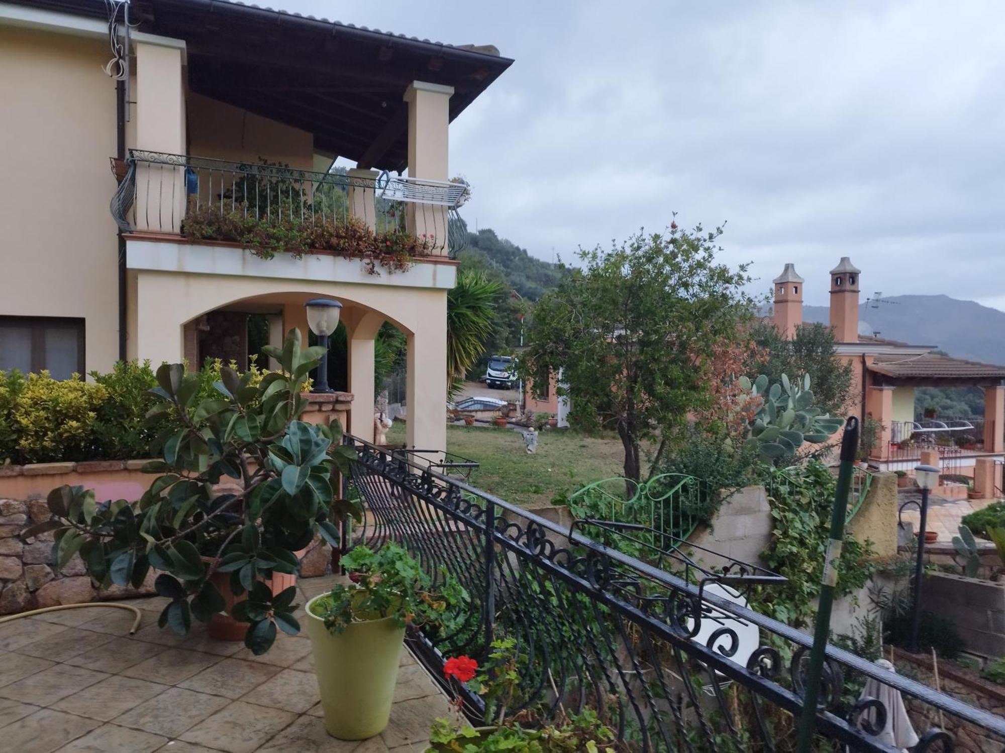Appartamenti La Collina Jerzu المظهر الخارجي الصورة