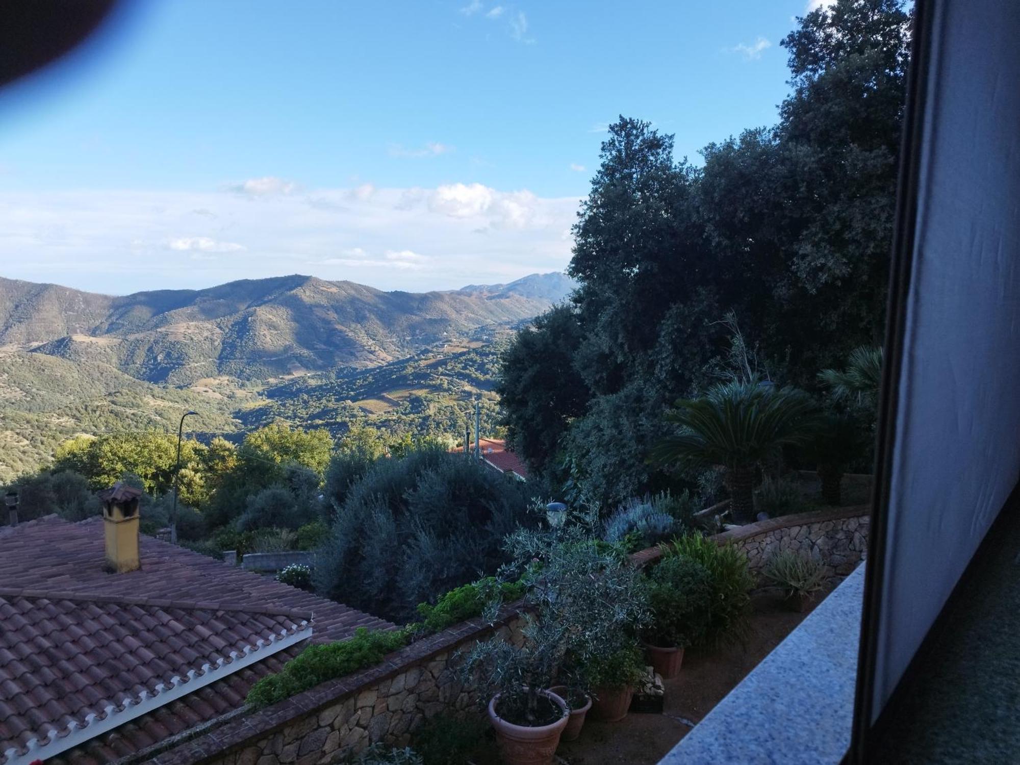 Appartamenti La Collina Jerzu المظهر الخارجي الصورة