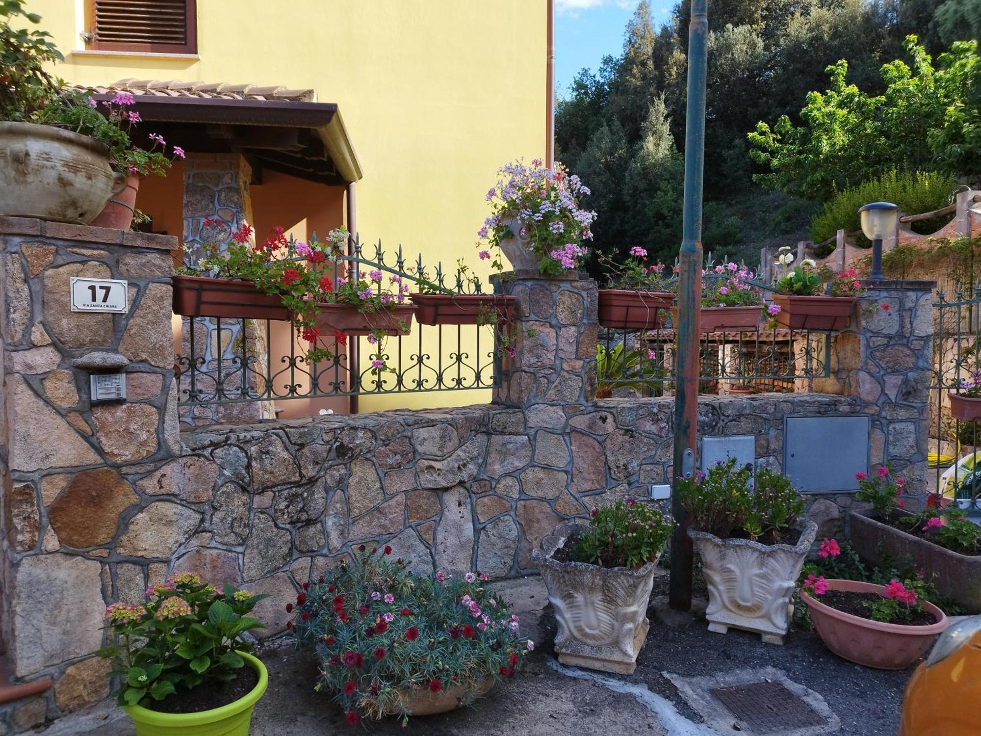 Appartamenti La Collina Jerzu المظهر الخارجي الصورة