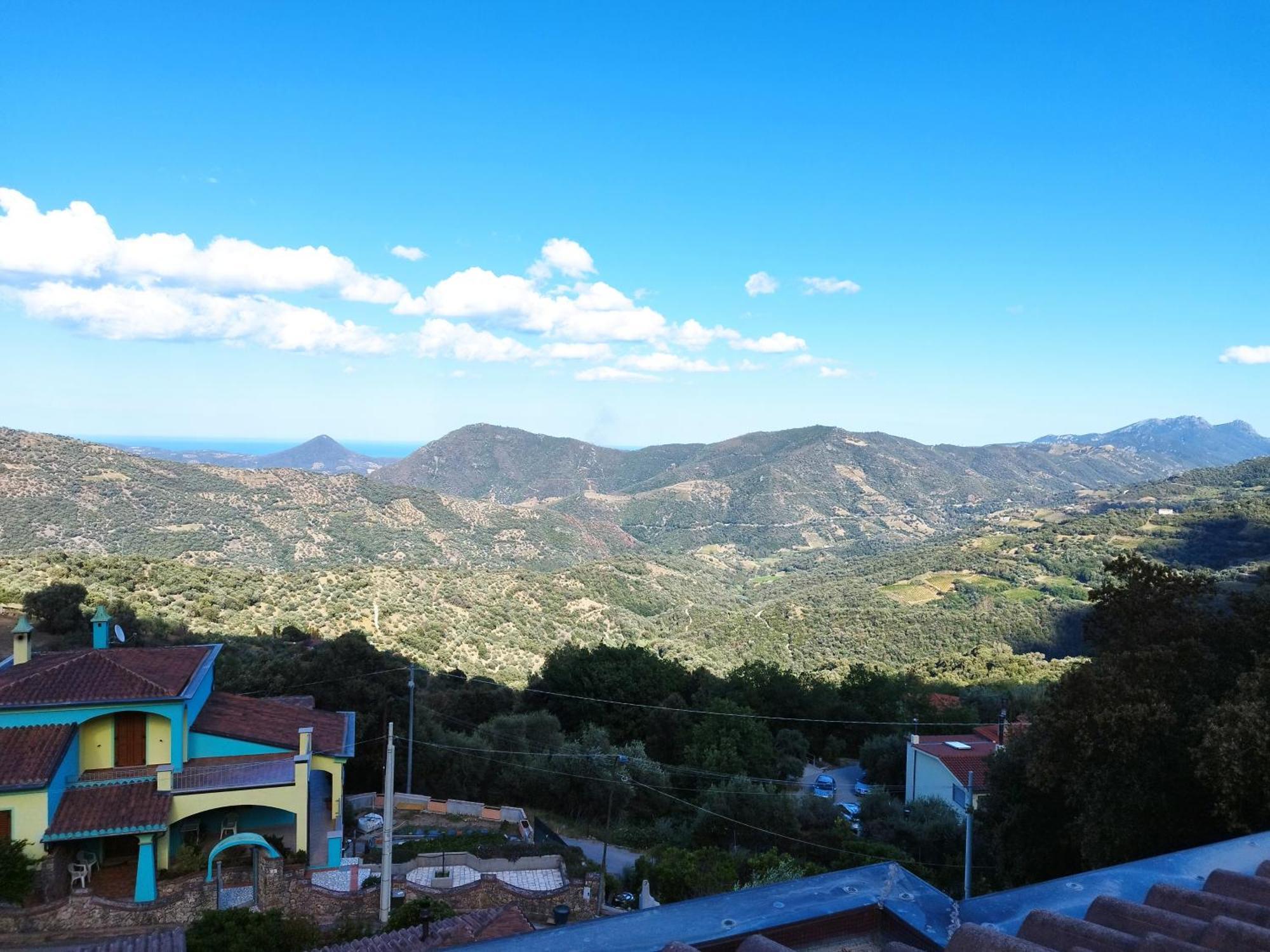Appartamenti La Collina Jerzu المظهر الخارجي الصورة