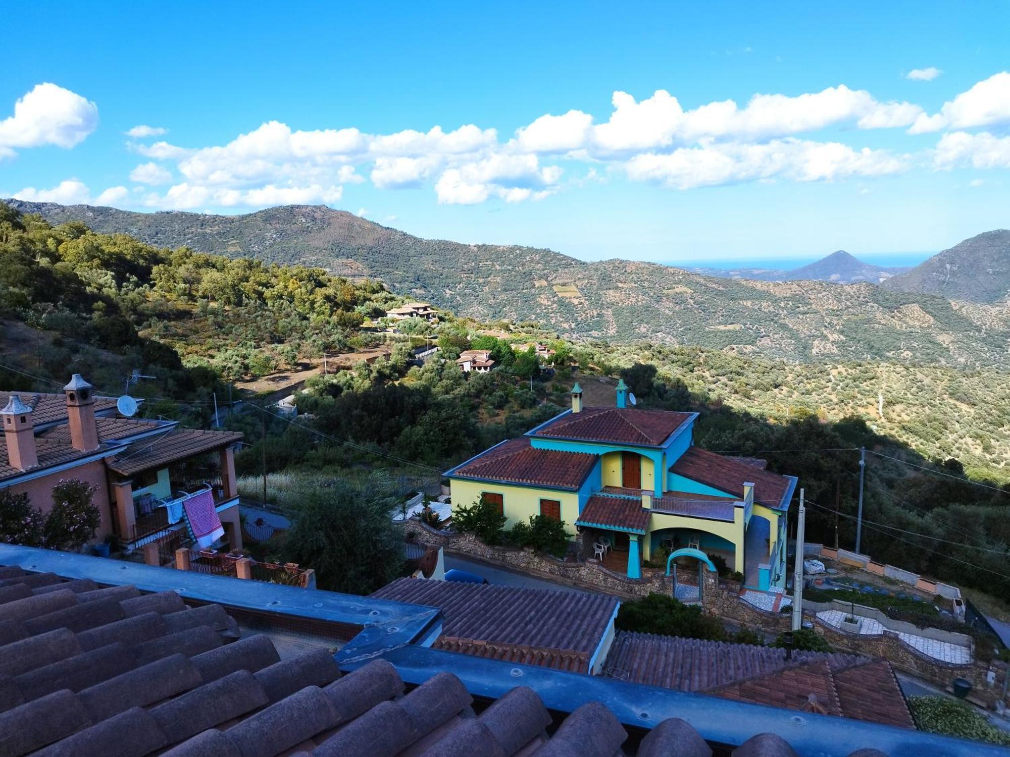 Appartamenti La Collina Jerzu المظهر الخارجي الصورة