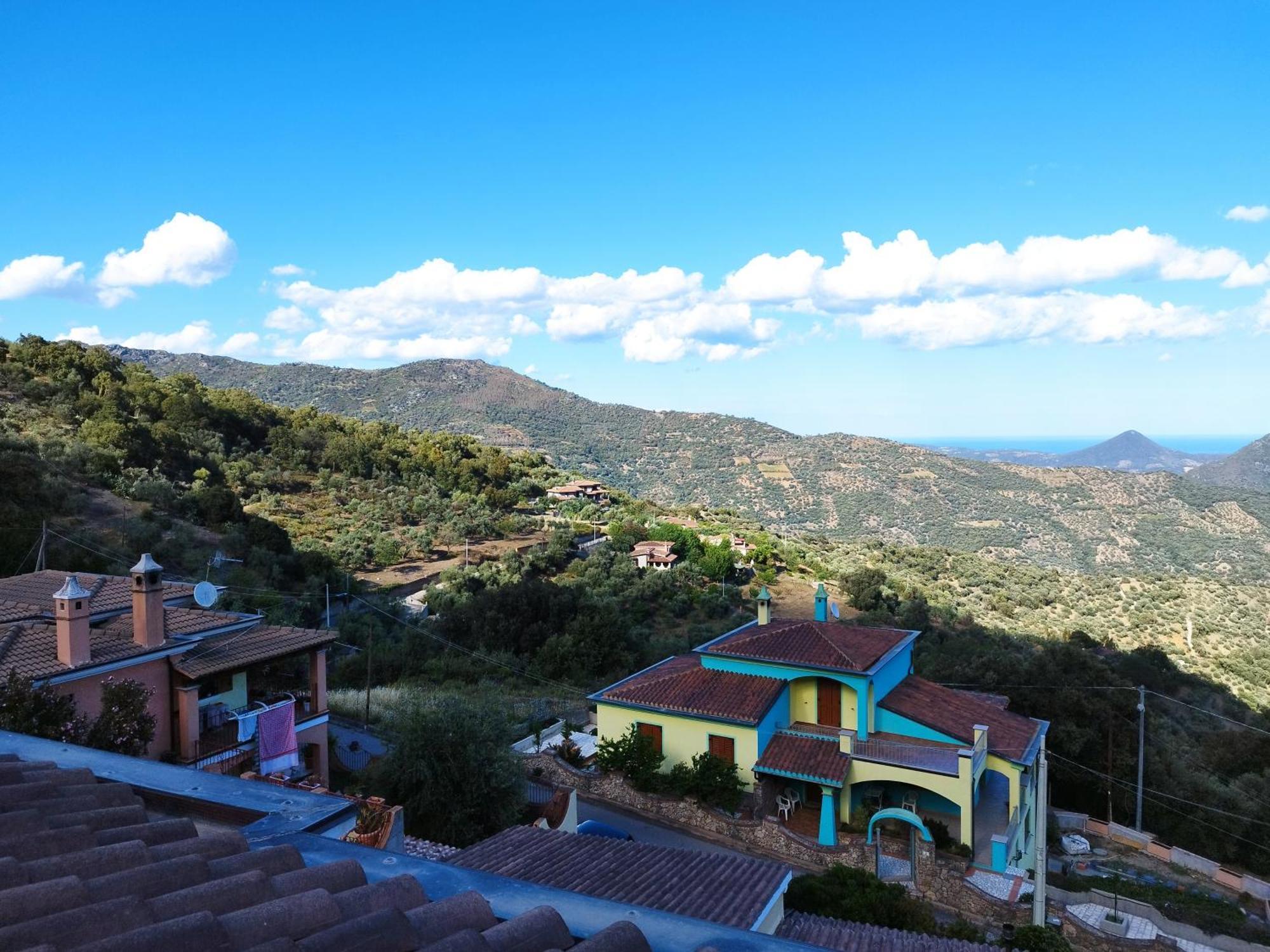 Appartamenti La Collina Jerzu المظهر الخارجي الصورة
